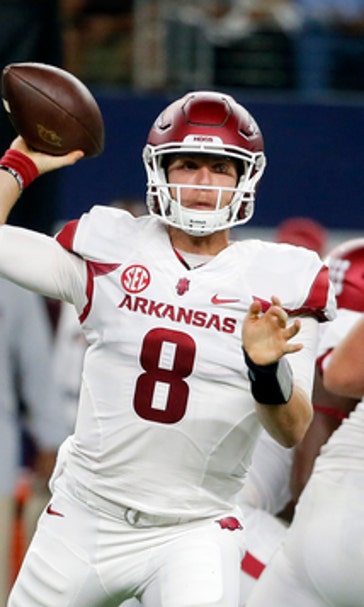 Allen proving clutch at QB late in games for No. 17 Arkansas